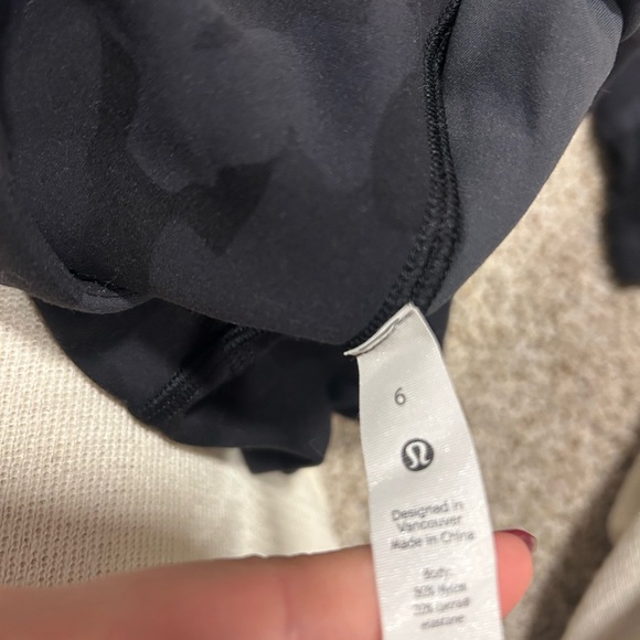 Lululemon Dark Camo Leggings - Picture 3 of 3